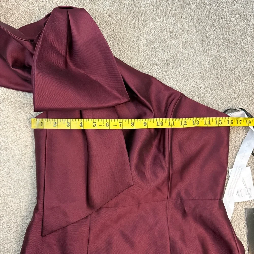 ALFRED SUNG One-Shoulder Bow-Accent Maxi Dress in Burgundy - Picture 5 of 8